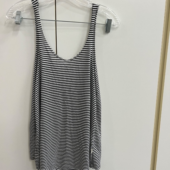 NYTT- Tie Back Tank- Black&White Stripe- Size 0 (XS)- Tags on - Picture 2 of 13